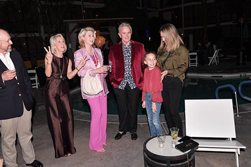 Lauren Gurton, Grace Arnold, Kevin Michael, Jacqueline Schatzberg and Megan Schatzberg enjoyed themselves at the Convention. Photo by Howard Schatzberg.