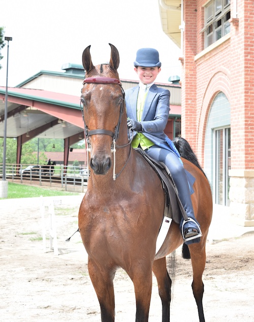 Emma Von Ballmoos was the UPHA WalkTrot Challenge Cup 10 Under champion aboard Gypsys Cosmopolitan.